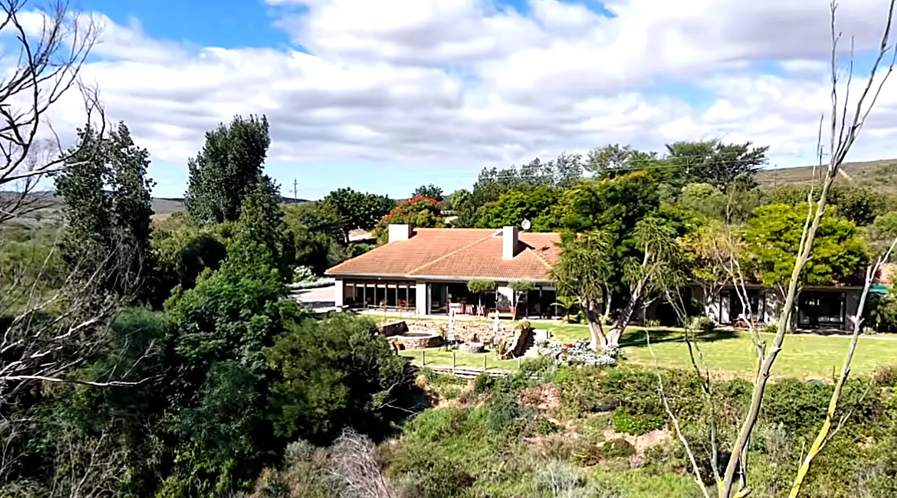 Riverhide family-built private villa near Bonnievale